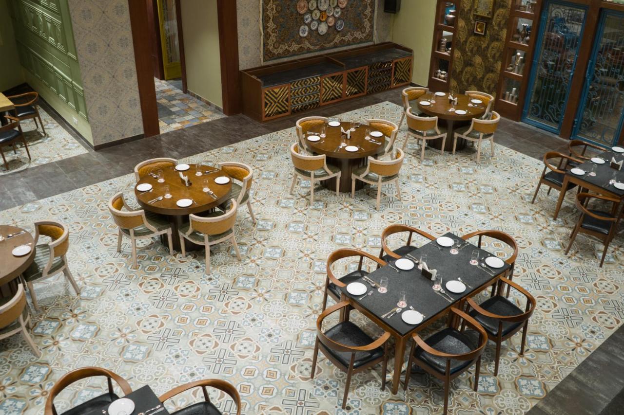 Clarks Inn Suites Kangra Exterior foto