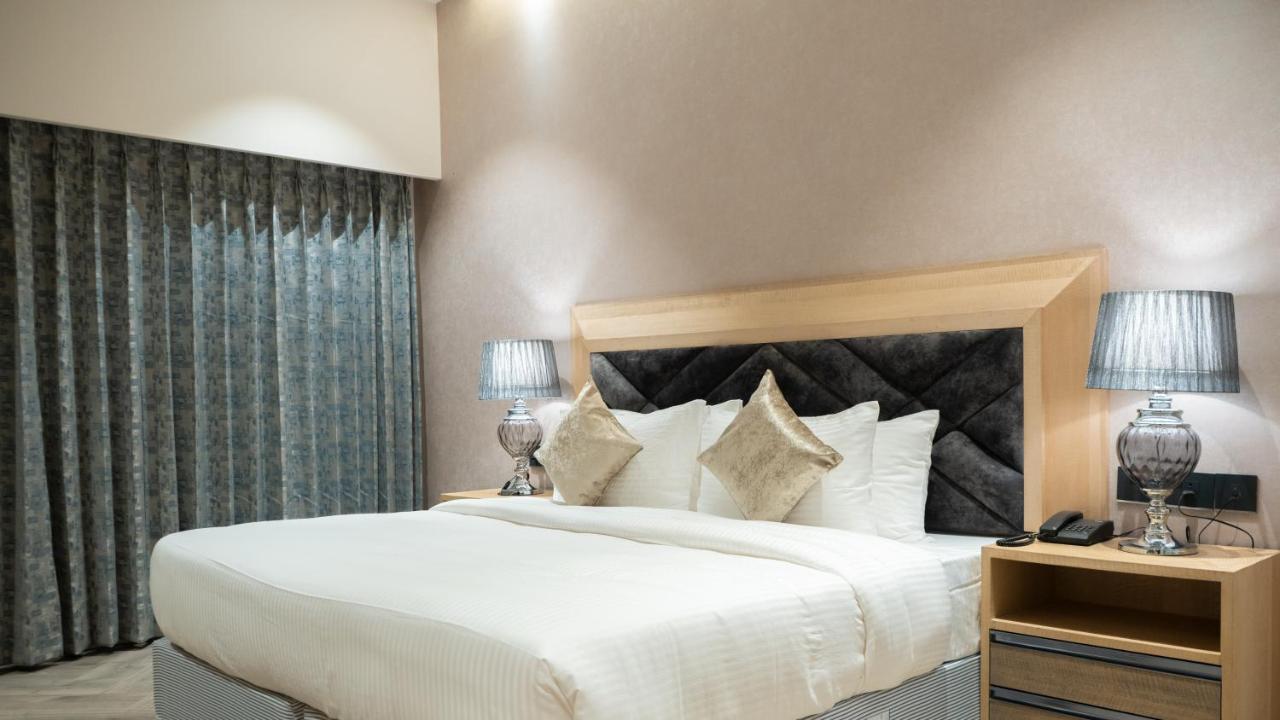 Clarks Inn Suites Kangra Exterior foto